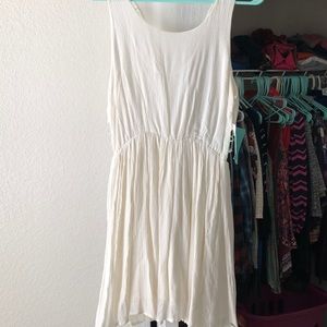 NWT White Ripcurl sundress with cut-out back- M